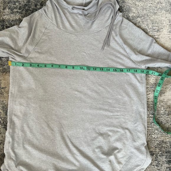 Athleta Uptempo Hoodie Sweatshirt M. - Picture 12 of 12